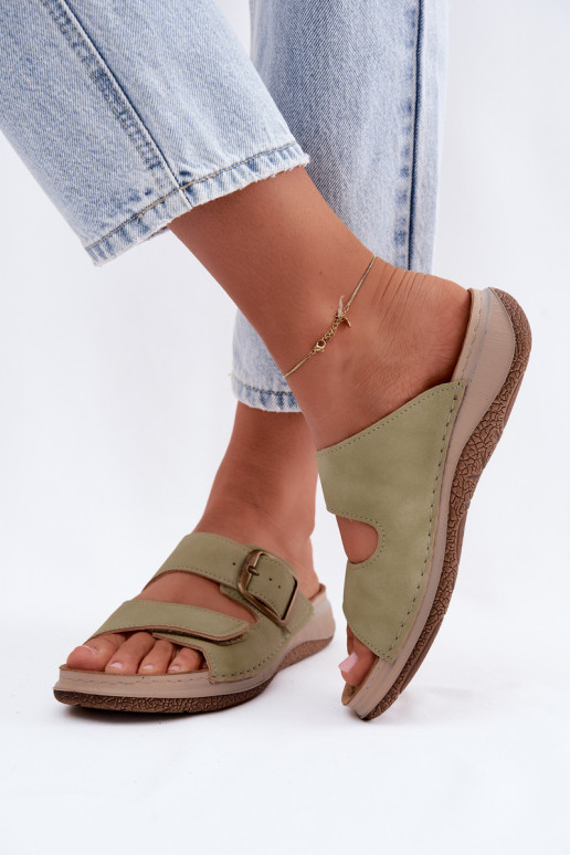 Groene dames slippers met gespen en plakkende sluitingen INBLU LL000006