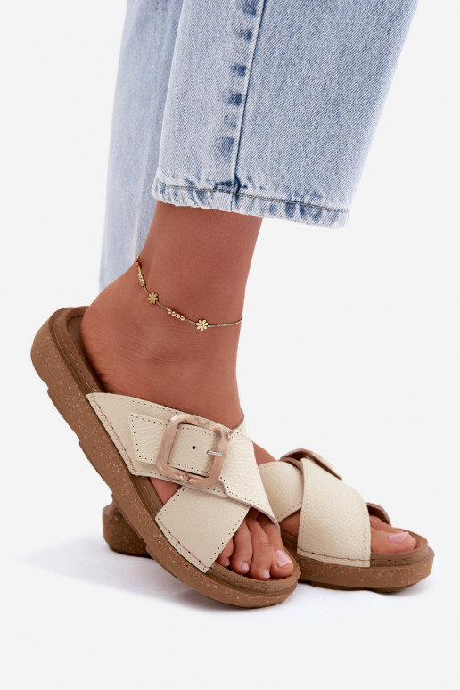 Zandkleurige dames leren slippers met gespen Inblu ED0003IU