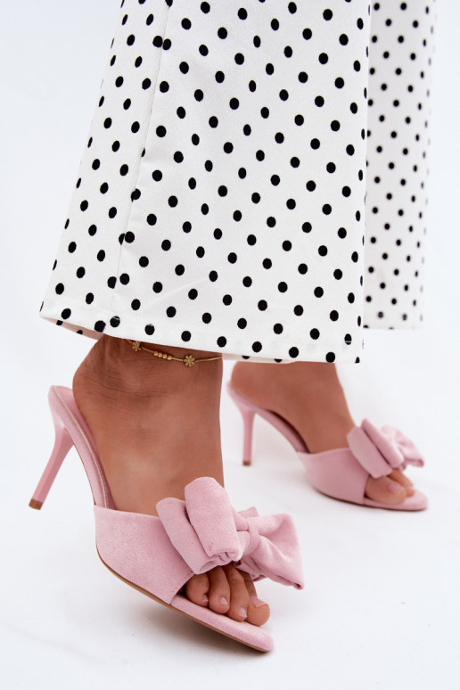 Roze dameslippers met dunne hakken en strikken van faux suede Tai turignolia