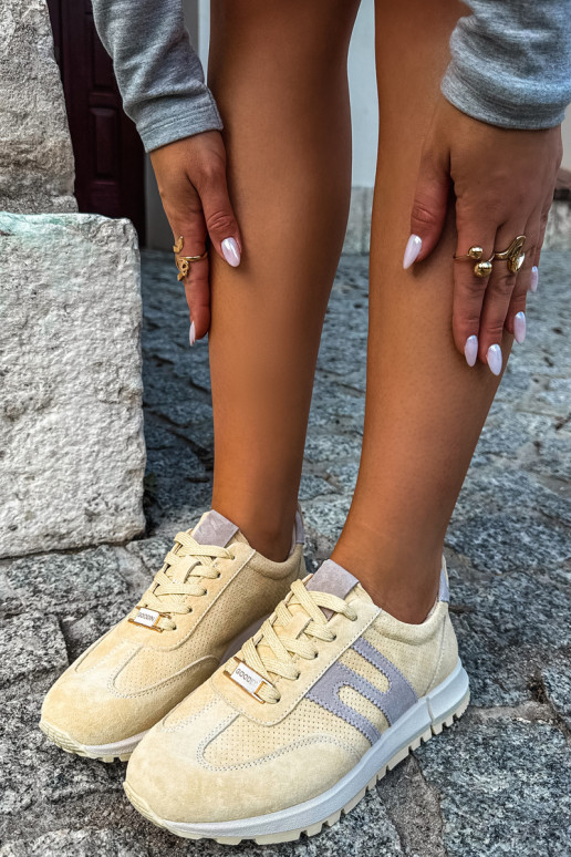 Gele dames sneakers Lovey van faux suede