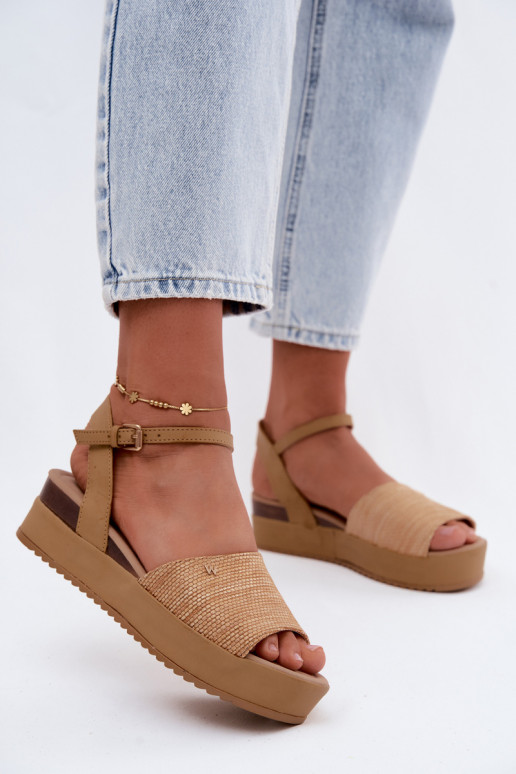 Zandkleurige dames sandalen met platform