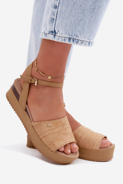 Zandkleurige dames sandalen met platform