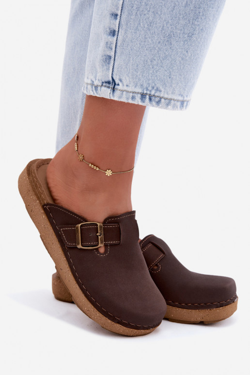 Slippers met gespen Inblu, chocoladekleur