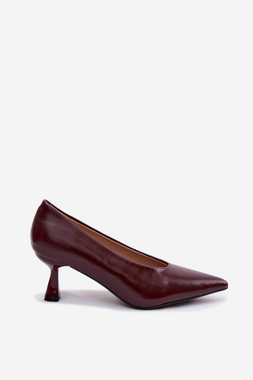 Puntige schoenen met hakken in bordeaux Silenta