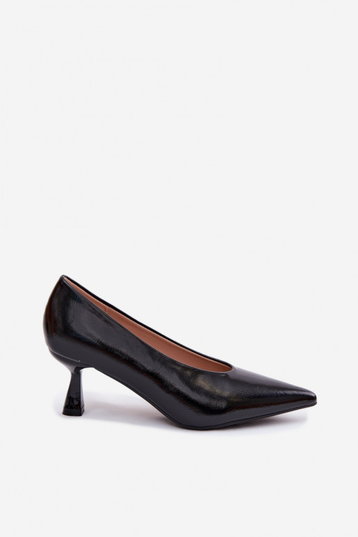 Puntige schoenen met hakken in zwart Silenta