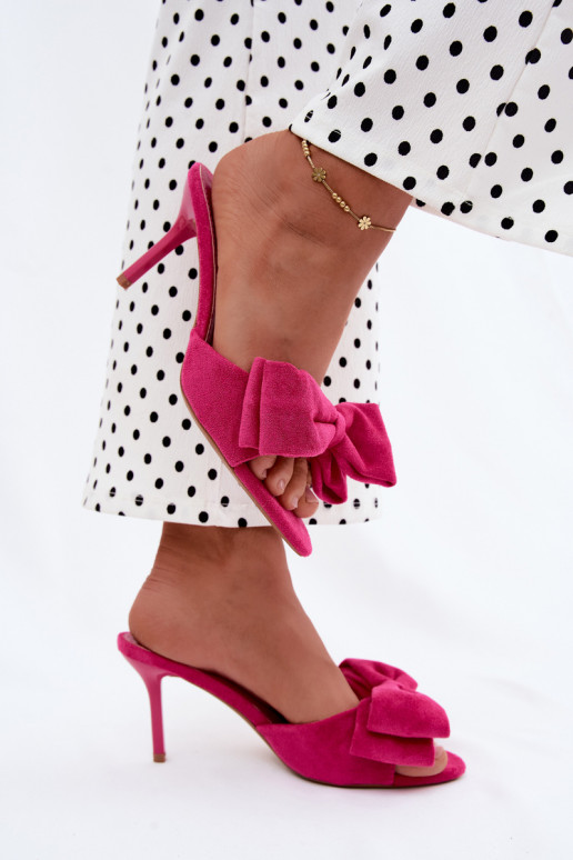 Dameslippers met dunne hakken en strikjes van faux suede in roze Tai turignolia