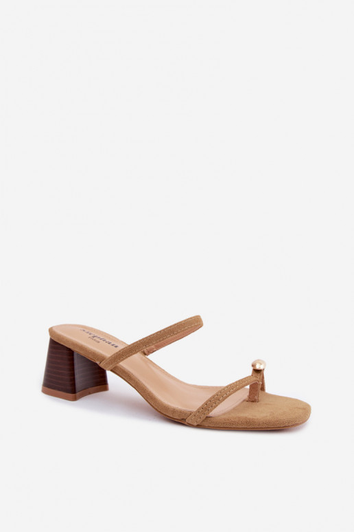 Dames slippers met hakken en gouden details in khaki kleur Verbena