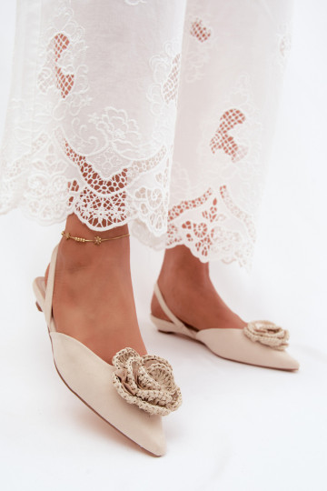 Dames sandalen met decoratie in ivoorkleurige faux suede Gardenia