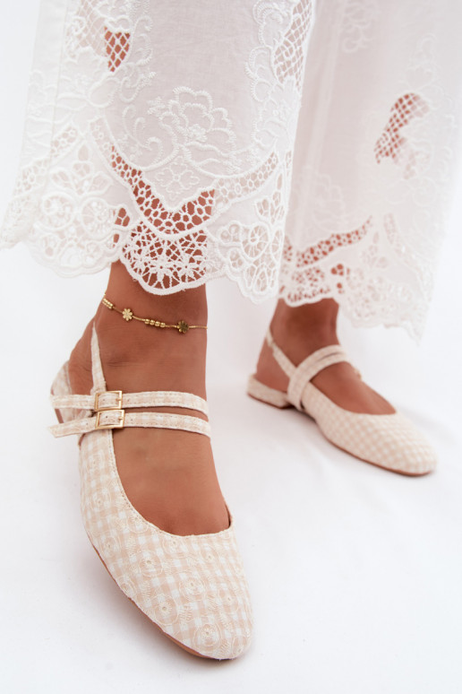Sandkleurige dames sandalen met bandjes en brede hakken Kamelijah