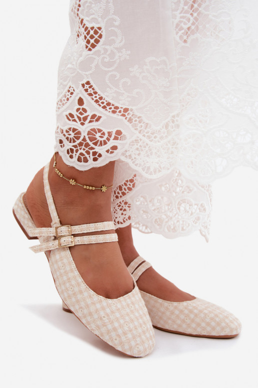 Sandkleurige dames sandalen met bandjes en brede hakken Kamelijah