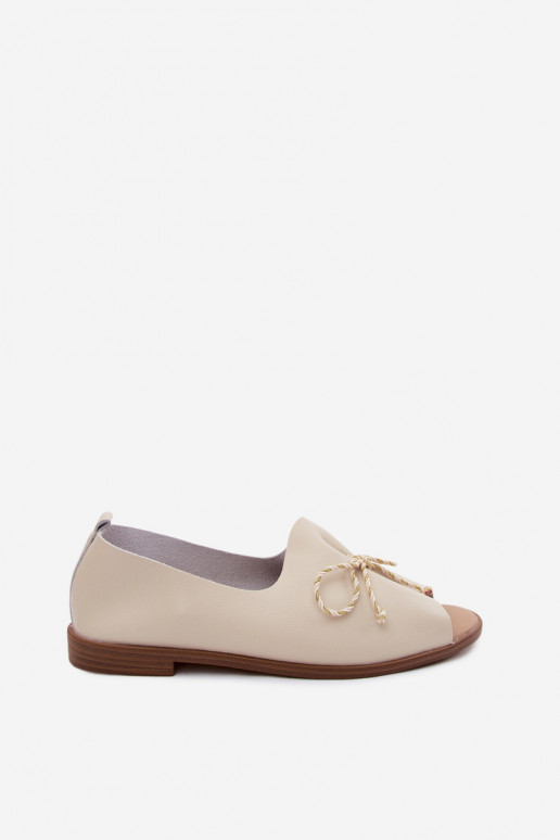 Beige dames sandalen met decoratieve veters en glanzende afwerking van faux leather Coltrania