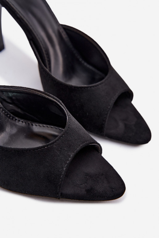 Slippers met dunne hakken van faux suede in zwart Cherryssa