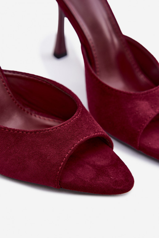 Slippers met dunne hakken van faux suede in bordeaux Cherryssa