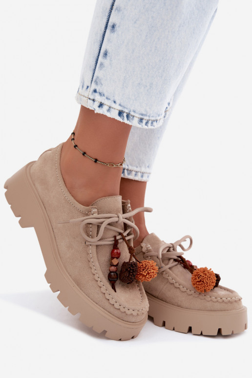 Schoenen met mooie details van faux suede in zand Melonia