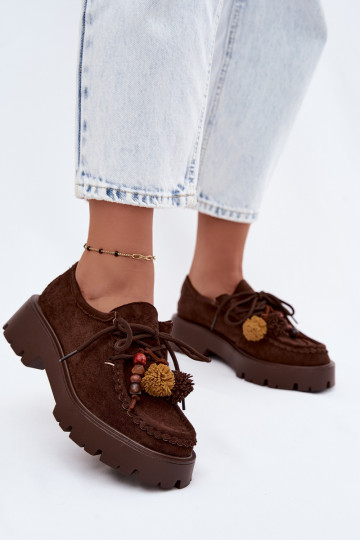 Schoenen met mooie details van faux suede in chocolade Melonia