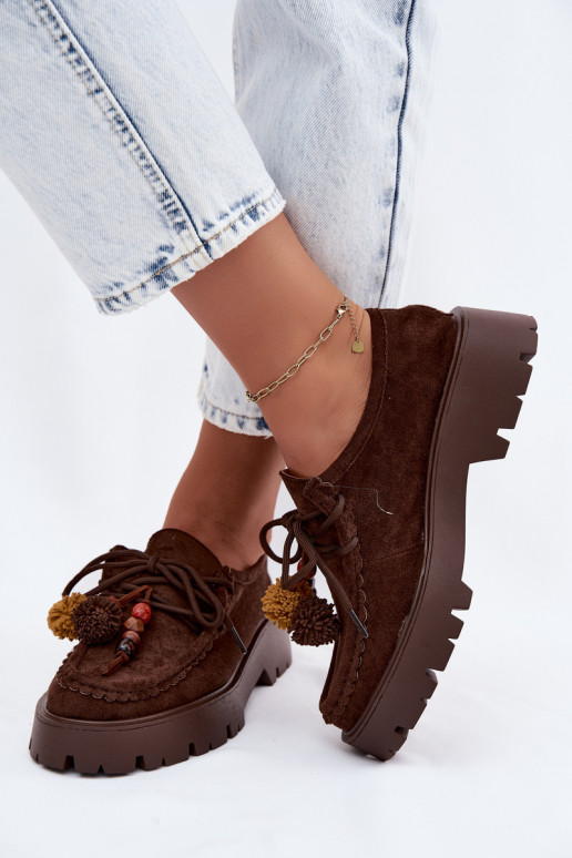 Schoenen met mooie details van faux suede in chocolade Melonia