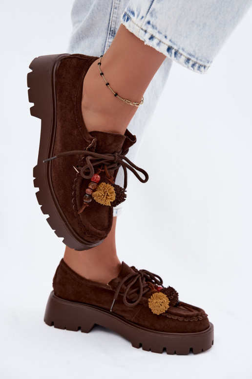 Schoenen met mooie details van faux suede in chocolade Melonia