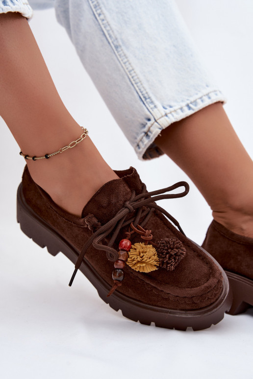 Schoenen met mooie details van faux suede in chocolade Melonia