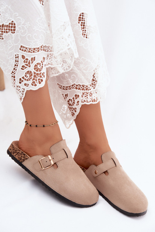 Dames klompen met gespen in zandkleur faux suede Glamora