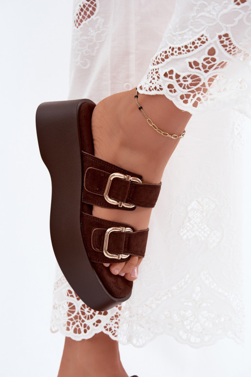 Dames klompen met platform en gespen in chocolade kleur faux suede Hazelia