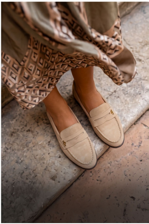 Beige faux suede dames mocassins Prestelle