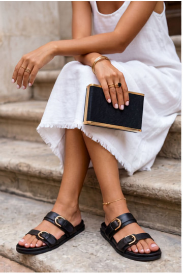 Dames slippers met bandjes en gouden gesp in zwart Coralisse