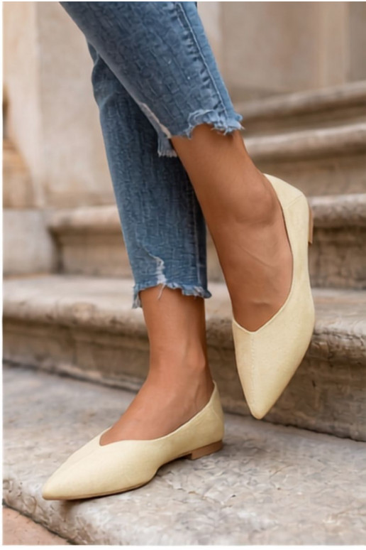 Ballerina's met spitse neuzen in gele faux suede Corabella