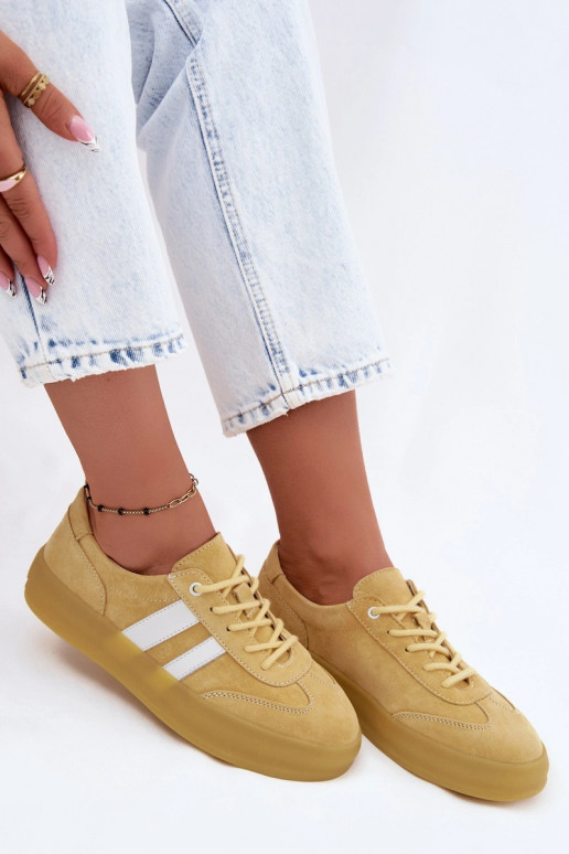 Gele platform sneakers van faux suede Coralia