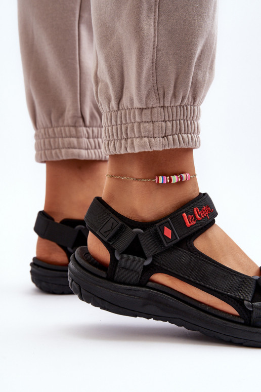 Dames sandalen met plakkerige sluitingen in zwart Lee Cooper LCIN-26-34-4423L