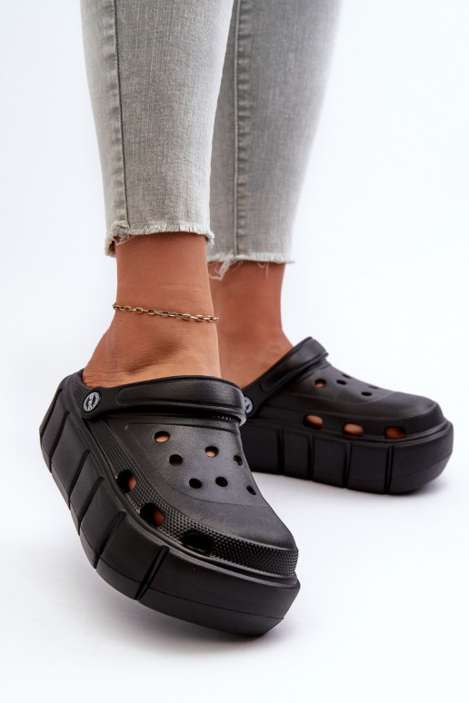 Lichte dames platform slippers in zwart Itubia
