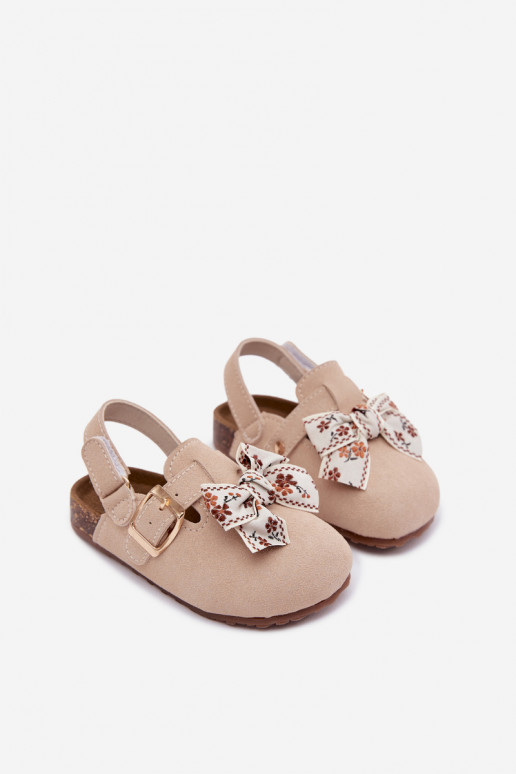 Kinderen klompen sandalen met strikken in zandkleur Rosella