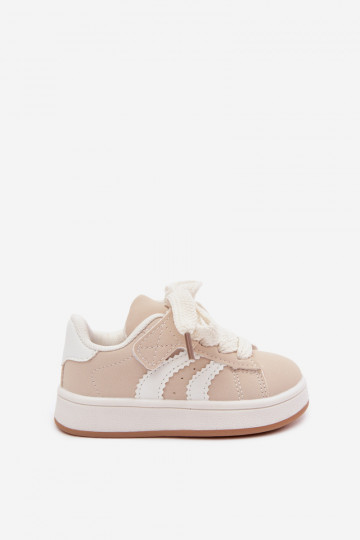 Kindersneakers met klittenband sluitingen van faux leather in zandkleur Zoya 2