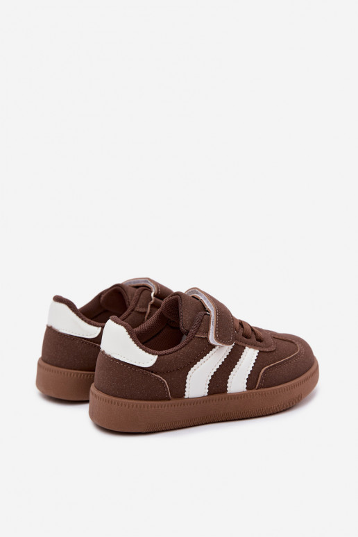 Kindersneakers met klittenband sluitingen van faux leather in bruine kleur Ronja