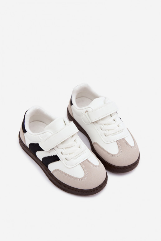 Kindersneakers met klittenband sluitingen van faux leather in witte kleur Ronja
