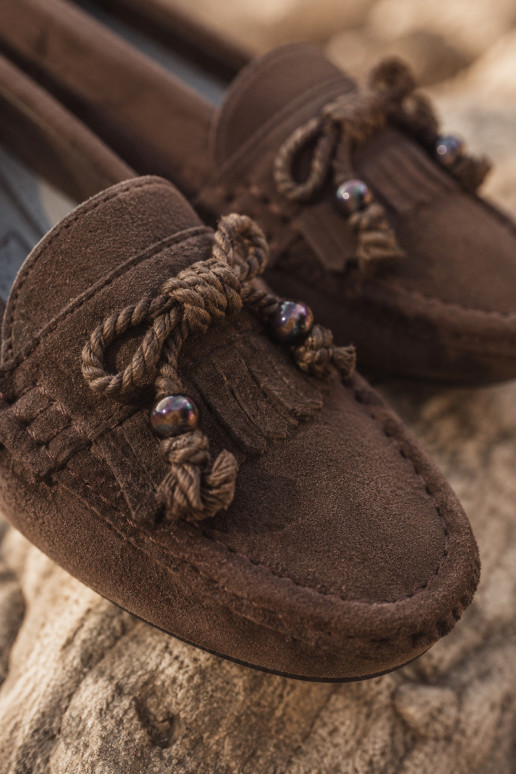Dames mocassins met strikken en franjes van faux suede in chocolade kleur Bluebell