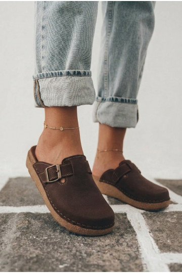 Slippers met gespen Inblu, chocoladekleur 2