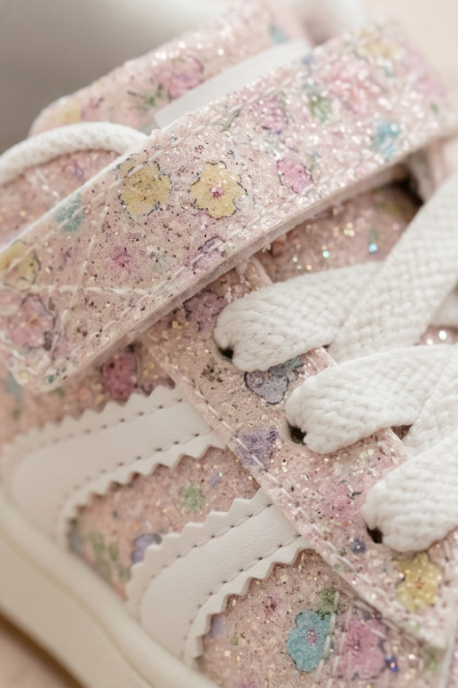 Glanzende sportschoenen met bloemen in roze Tessina