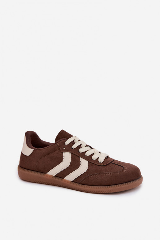 Chocolade dames sneakers in faux suede Jesavella