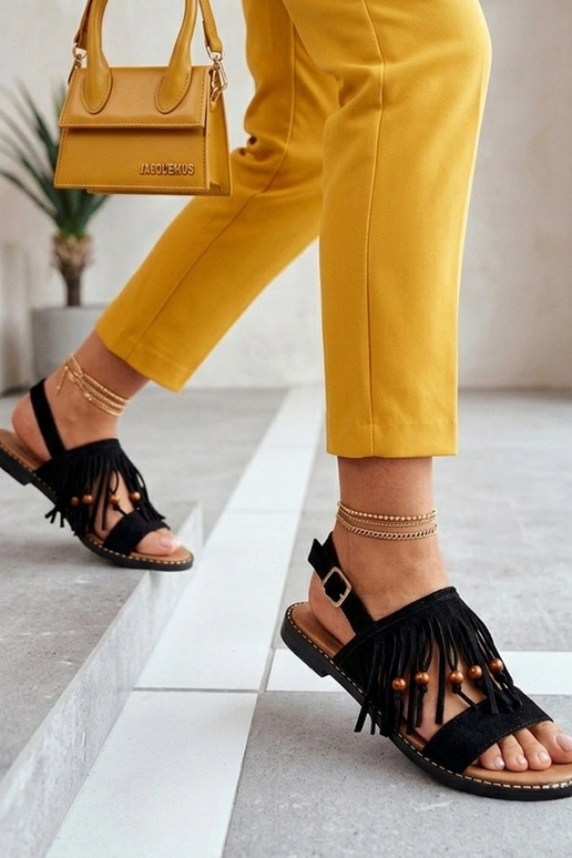 Zwarte platte sandalen met franjes Gladys