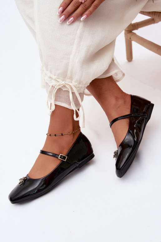 Zwarte gepatineerde ballerina's met bandjes en gesp van faux leather Pinea