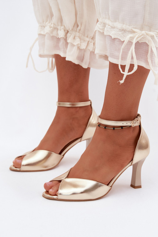 Gouden dames sandalen op een klein hakje Zazoo 1120