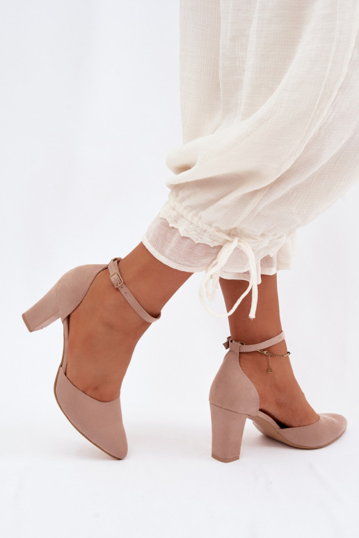 Sandkleurige sandalen met hakken en bandjes met puntige neus Zazoo 823