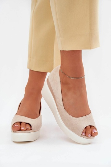 Beige dames platform sandalen van faux suede "Velira" 2