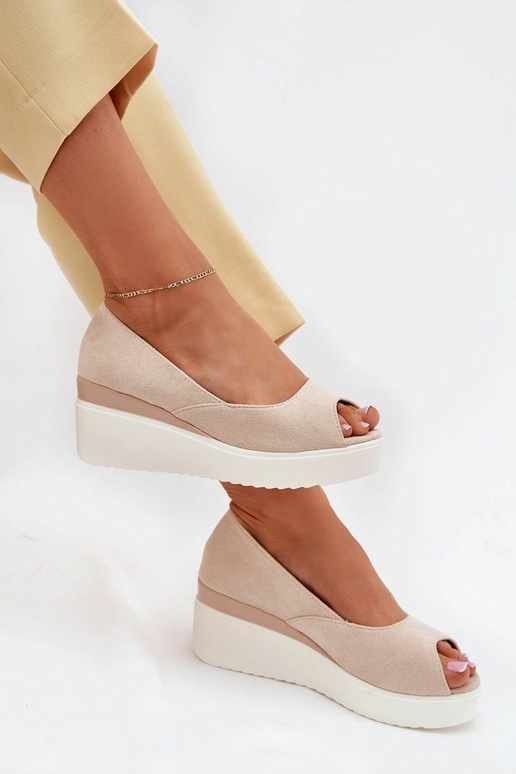 Beige dames platform sandalen van faux suede "Velira"