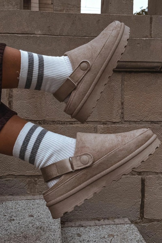 Dames warme slippers met bont aan de binnenkant op platform in zandkleur Azida