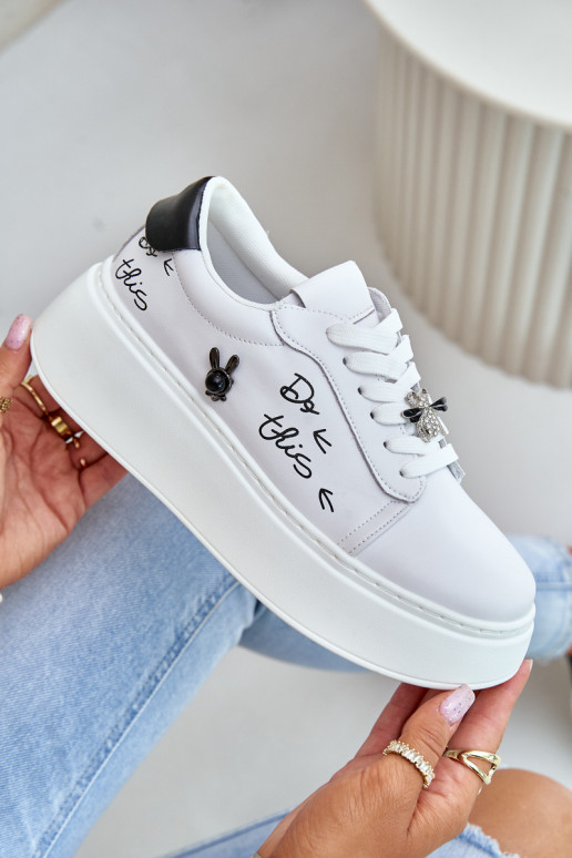 Witte sneakers van faux leer met platform en afneembare badges Vinceza 89102