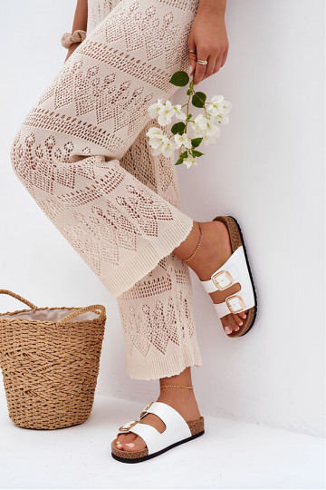 Witte dames slippers met gespen op kurken zool Bubbelia
