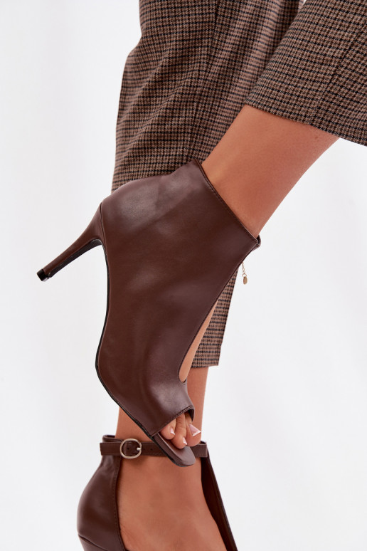 Dames sandalen met dunne hakken in chocoladekleur Helira