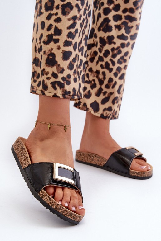 Dames slippers met platform en ornamenten in zwarte kleur Elleriome