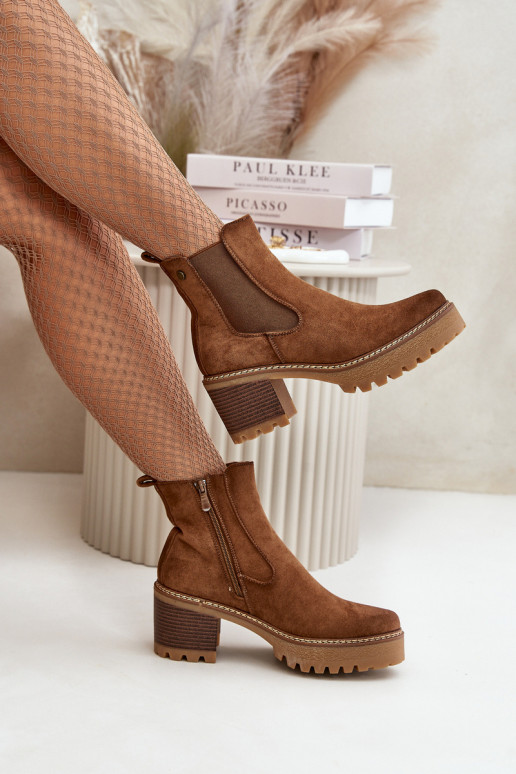 Dames geïsoleerde enkellaarsjes van faux suede in bruine kleur Irissinae